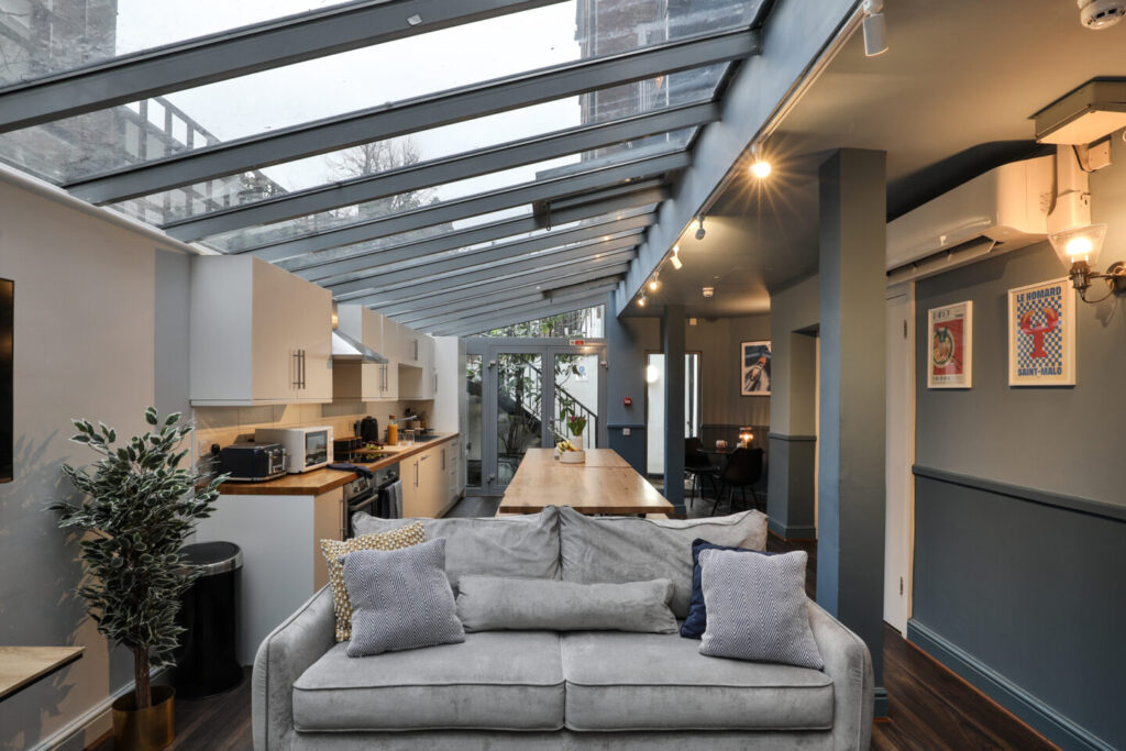 francis-gardner-apartments