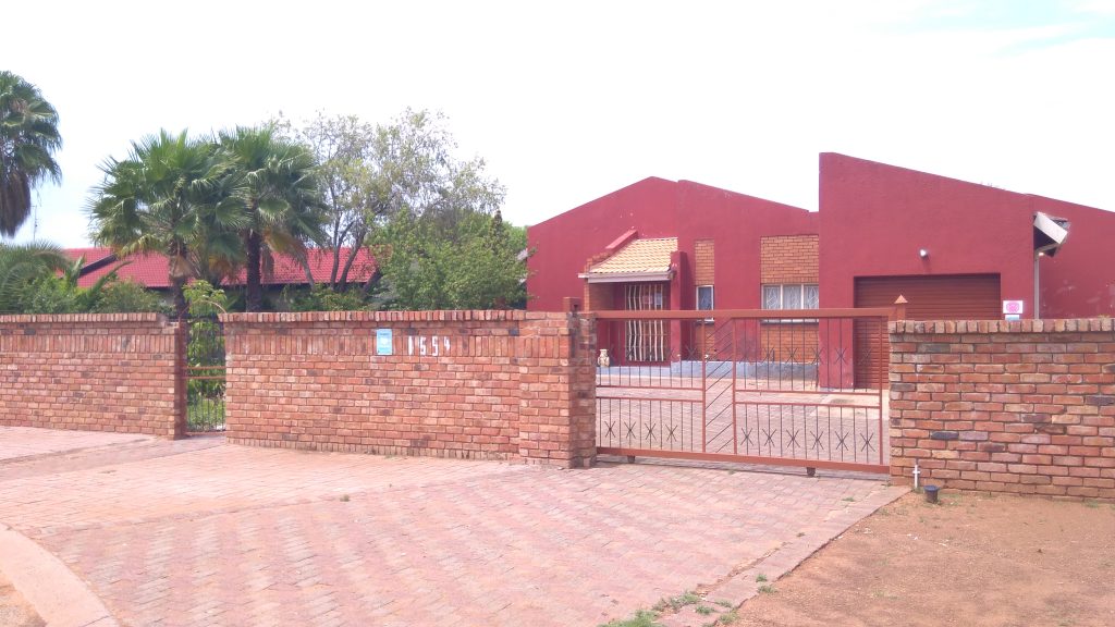 Ezilet-1554-setshedi-cl-student-accommodation